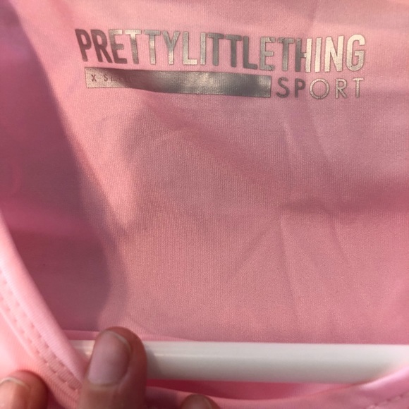 PrettyLittleThing Pink Sports T Shirt - Picture 3 of 3
